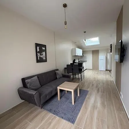 Petite Maison Apartman *